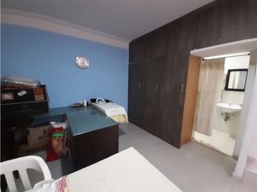Se vende casa de dos pisos más terraza Las Américas Palmira Valle