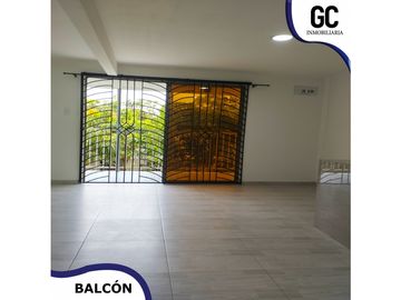 Se vende Casa en 2do piso / Barrio Los Robles, Soledad