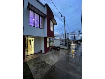 Venta de Casa en Popayán, en la Unidad Cerrada Villa Gabriela, B/ Uvo