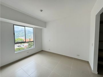 ESTRENA APARTAMENTO CON VISTA DESPEJADA EN LA ESTRELLA COSTA AZUL