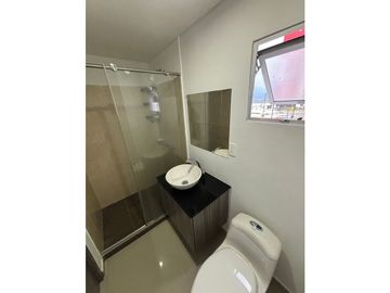 SE VENDE CASA EN CONJUNTO CERRADO ( ZONA  ORO NEGRO )