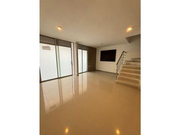 SE VENDE CASA EN CONJUNTO CERRADO ( ZONA  ORO NEGRO )