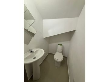 SE VENDE CASA EN CONJUNTO CERRADO ( ZONA  ORO NEGRO )