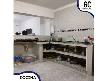 Se vende Casa de 2 pisos / Barrio La Inmaculada, Soledad