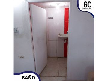 Se vende Casa de 2 pisos / Barrio Villa Estadio, Soledad