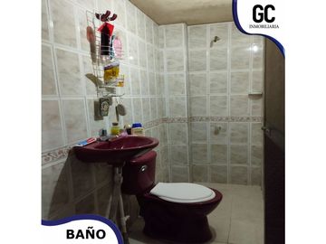 Se vende Casa de 2 pisos / Barrio Villa Estadio, Soledad