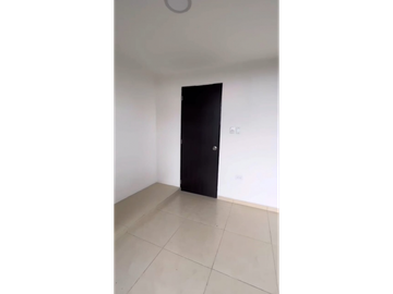 LUXA VENDE APARTAMENTO MODERNO PENTHOUSE NUEVO EN LOMAS DE GRANADA