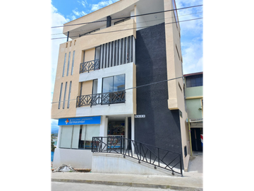 LUXA VENDE APARTAMENTO MODERNO PENTHOUSE NUEVO EN LOMAS DE GRANADA