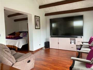 VENDO CASA NIZA ANTIGUA REMODELADA