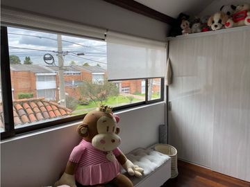 VENDO CASA NIZA ANTIGUA REMODELADA
