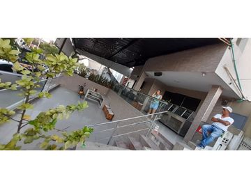 VENDO CASA - LOCAL COMERCIAL EN LA VICTORIA