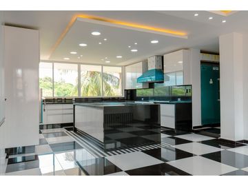 SE VENDE CASA MANSION DE LUJO EN LAGOS DEL CAUJARAL