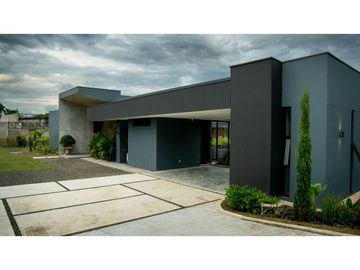 VENTA CASA CAMPESTRE EN CONDOMINIO CERRITOS PEREIRA