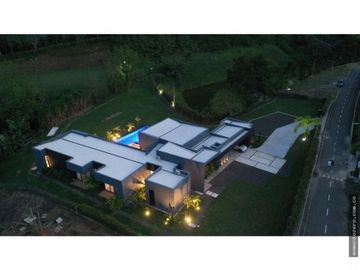VENTA CASA CAMPESTRE EN CONDOMINIO CERRITOS PEREIRA
