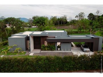 VENTA CASA CAMPESTRE EN CONDOMINIO CERRITOS PEREIRA