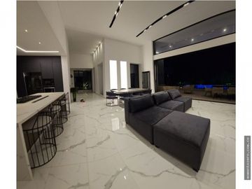 VENTA CASA CAMPESTRE EN CONDOMINIO CERRITOS PEREIRA