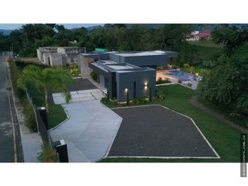 VENTA CASA CAMPESTRE EN CONDOMINIO CERRITOS PEREIRA