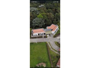 Se Vende 2 Casas Campestres en conjunto cerrada , Circasia Quindío
