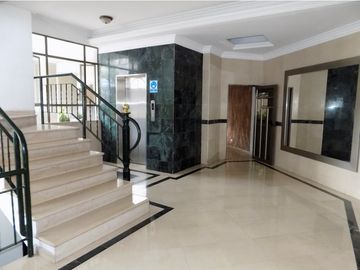 VENDO  APARTAMENTO EN ALTO PRADO