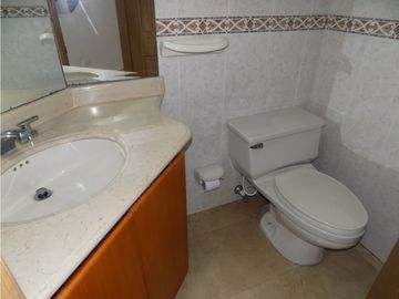 VENDO  APARTAMENTO EN ALTO PRADO