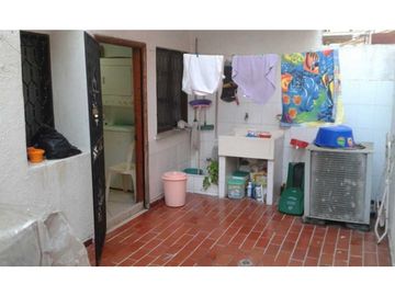 Venta apartamento usado en villa santos