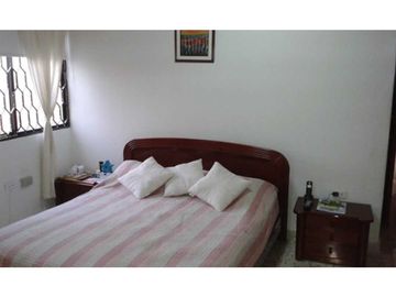 Venta apartamento usado en villa santos