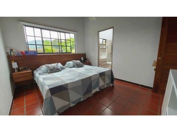 Espectacular Casa Campestre en Rancherias, Rionegro