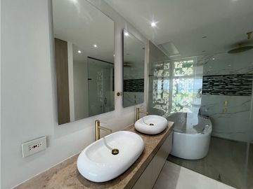 VENTA REMODELADO PENTHOUSE KARIBANA CARTAGENA BEACH GOLF