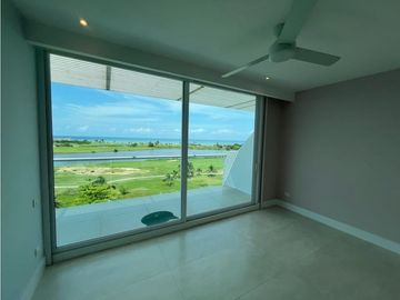 VENTA REMODELADO PENTHOUSE KARIBANA CARTAGENA BEACH GOLF