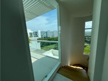 VENTA REMODELADO PENTHOUSE KARIBANA CARTAGENA BEACH GOLF