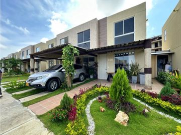 VENDO EN CARTAGENA CASA REMODELADA EN CONDOMINIO EL DORAL Z.NORTE