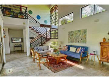 Maat vende Casa Campestre, Guaduas-El Vallado, 463m2 $980Millones