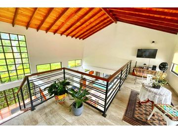 Maat vende Casa Campestre, Guaduas-El Vallado, 463m2 $980Millones