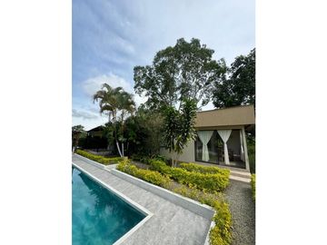VENTA FINCA FAMILIAR Y DE TURISMO EN PUEBLO TAPAO QUINDIO