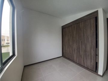 VENDO PARA ESTRENAR CONJUNTO FI0RELI JAMUNDI