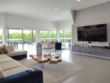 Vendo casa en Cerritos, Entrada 4
