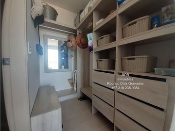 PUNTA ROCA SABANILLA PUERTO COLOMBIA VENTA APTO AMOBLADO 91 M2
