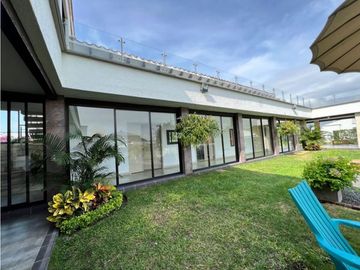 Casa campestre más lote en venta en condominio Rozo Valle Colombia