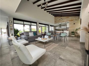 Casa campestre más lote en venta en condominio Rozo Valle Colombia