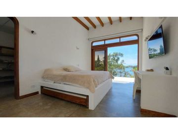 Vendo hermosa casa Campestre en El Peñol, Antioquia