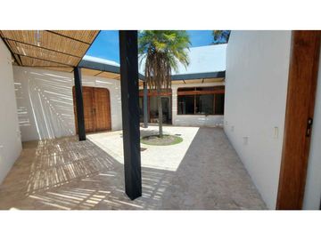 Vendo hermosa casa Campestre en El Peñol, Antioquia