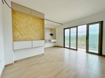En Venta Imponente Casa Sector Calatrava, Club Campestre CTG, Turbaco