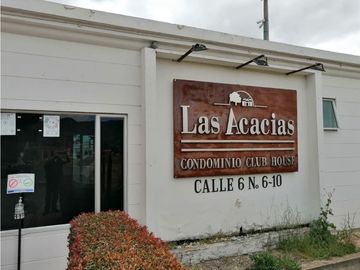 CASA EN VENTA O PERMUTA, CONDOMINIO LAS ACACIAS ZIPAQUIR 