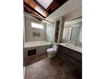 CASA EN VENTA O PERMUTA, CONDOMINIO LAS ACACIAS ZIPAQUIR 