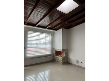CASA EN VENTA O PERMUTA, CONDOMINIO LAS ACACIAS ZIPAQUIR 