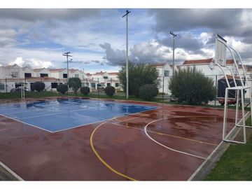 CASA EN VENTA O PERMUTA, CONDOMINIO LAS ACACIAS ZIPAQUIR 
