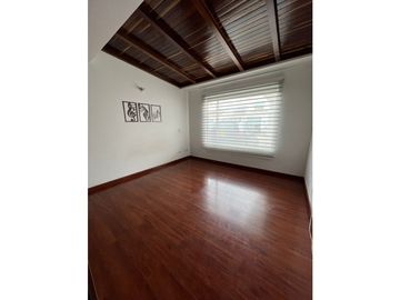 CASA EN VENTA O PERMUTA, CONDOMINIO LAS ACACIAS ZIPAQUIR 