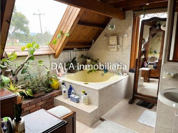 SE VENDE CASA CAMPESTRE EN CHIA CUNDINAMARCA
