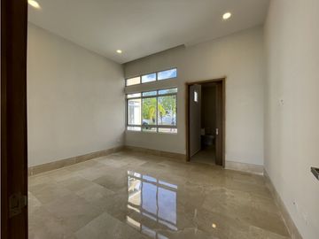 ESTRENA CASA EN UNO DE LOS MEJORES CONJUNTOS DE MONTERIA