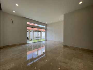 ESTRENA CASA EN UNO DE LOS MEJORES CONJUNTOS DE MONTERIA